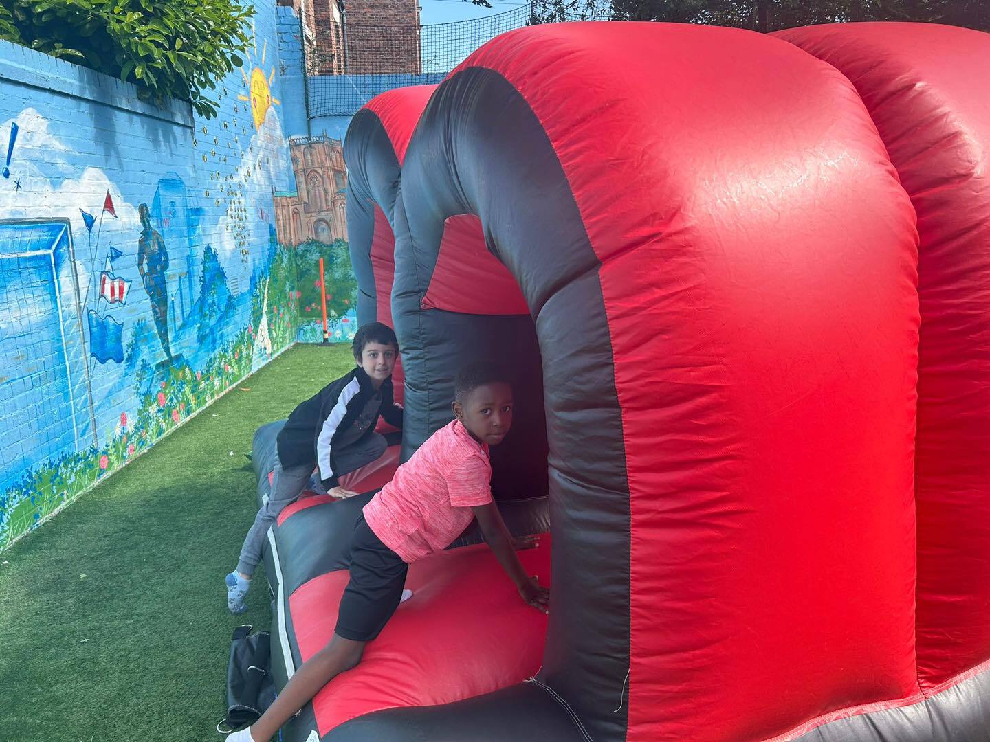 350789305 1418013065641649 8428363860683452433 n